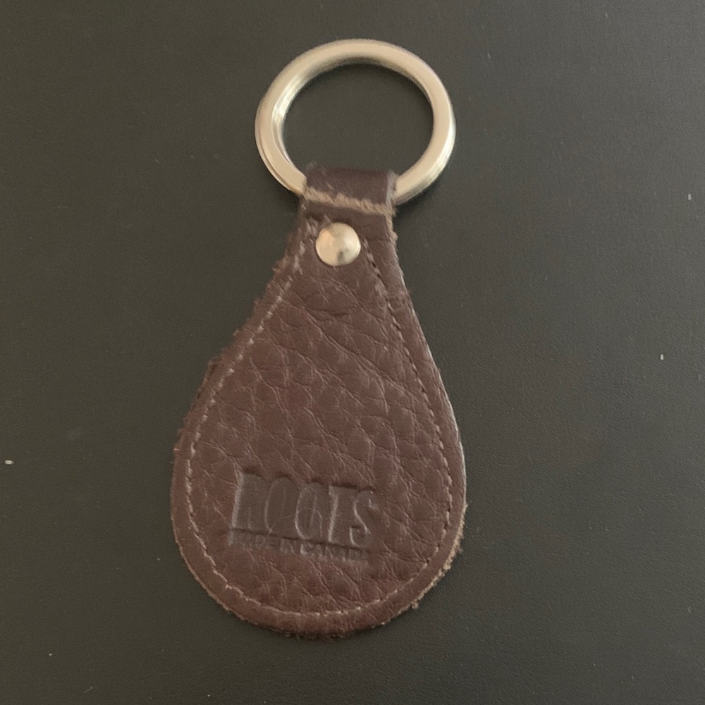 Roots Dark Brown Leather Key Holder